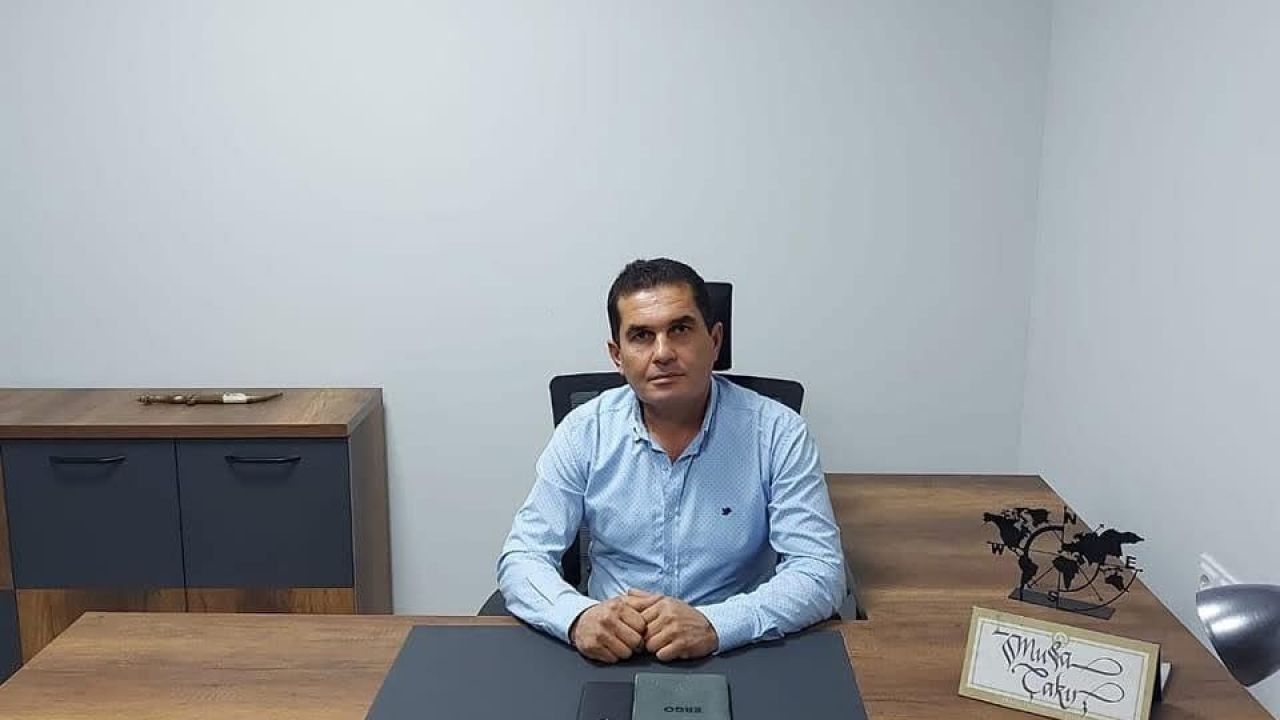 Demircilik yapan muhtar iş kazası geçirdi