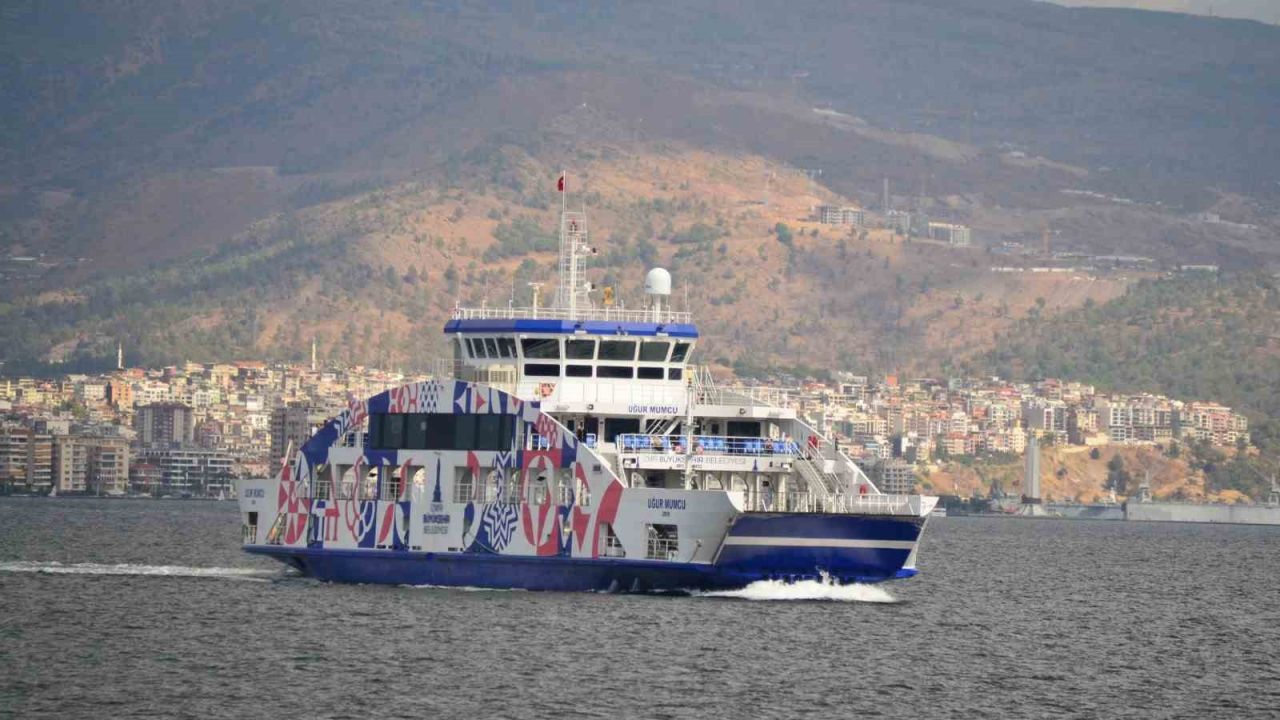 İZDENİZ’in ek seferleriyle 20 bin araç trafiğe çıkmadı