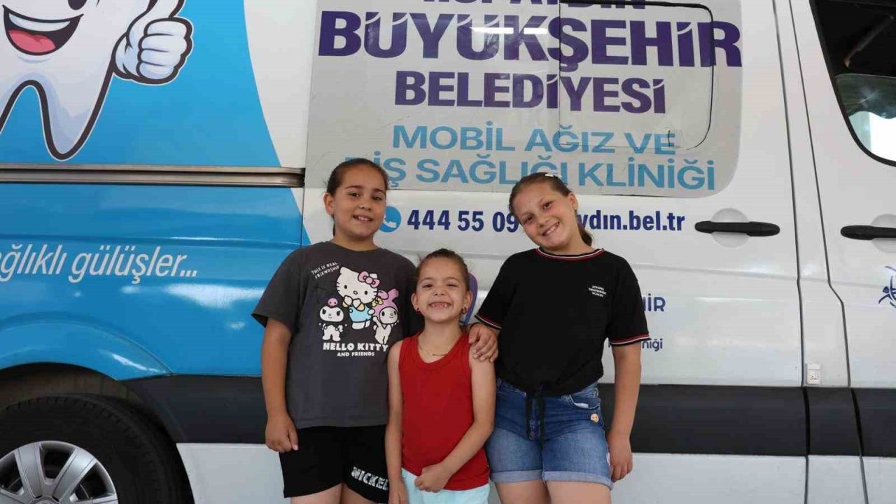 Mobil ağız ve diş sağlığı klinikleri 5 ilçede vatandaşlarla buluştu